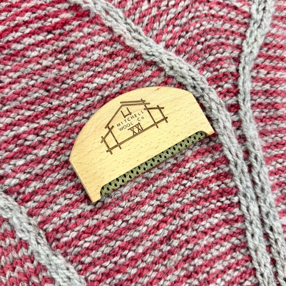 MWC Wood Sweater Shaver