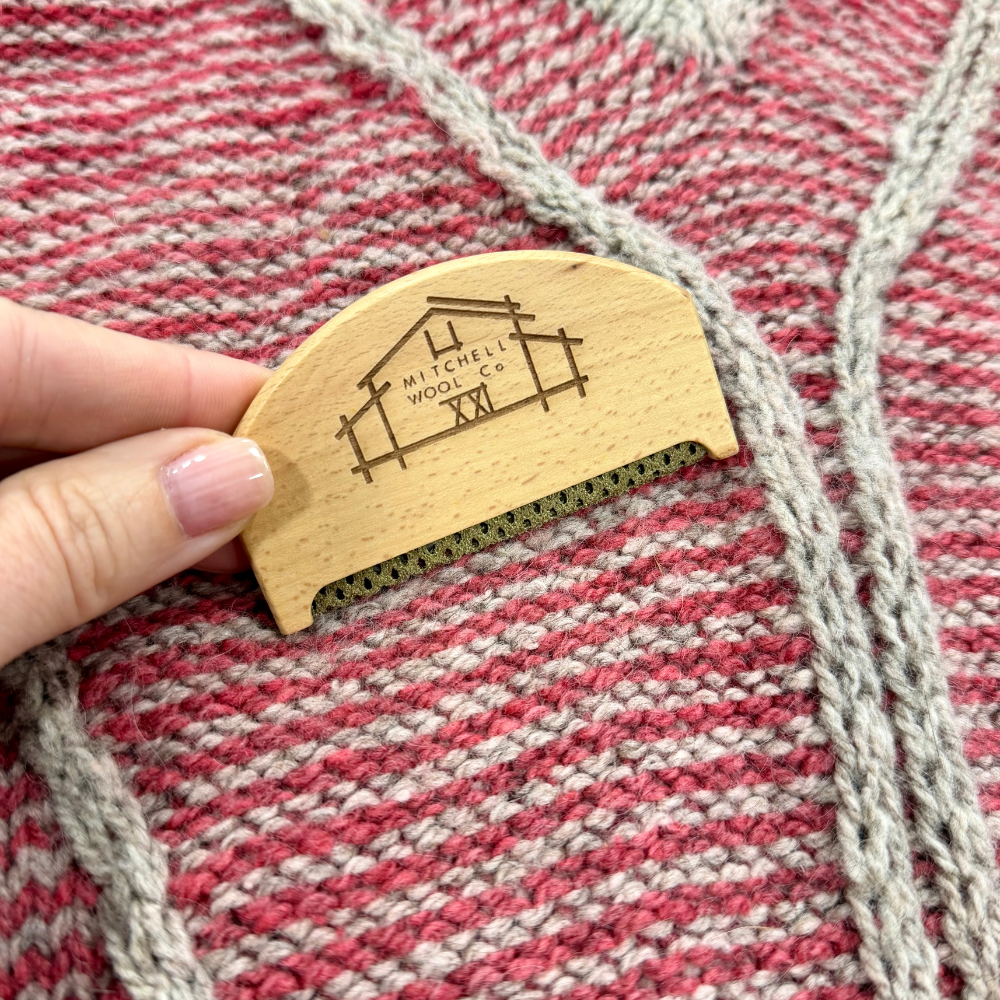 MWC Wood Sweater Shaver