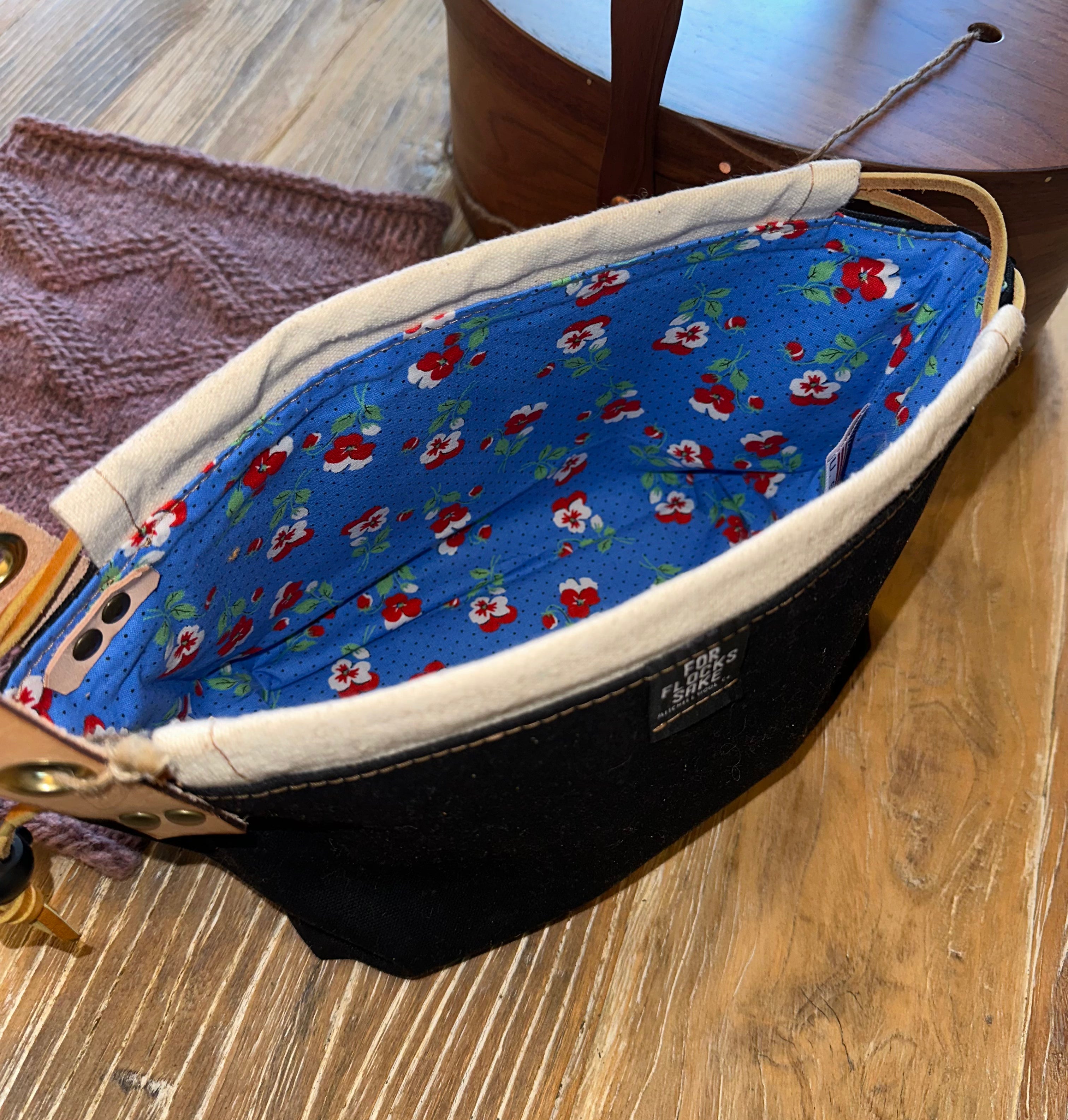 CINDY'S CLUTCH - Project Pouch