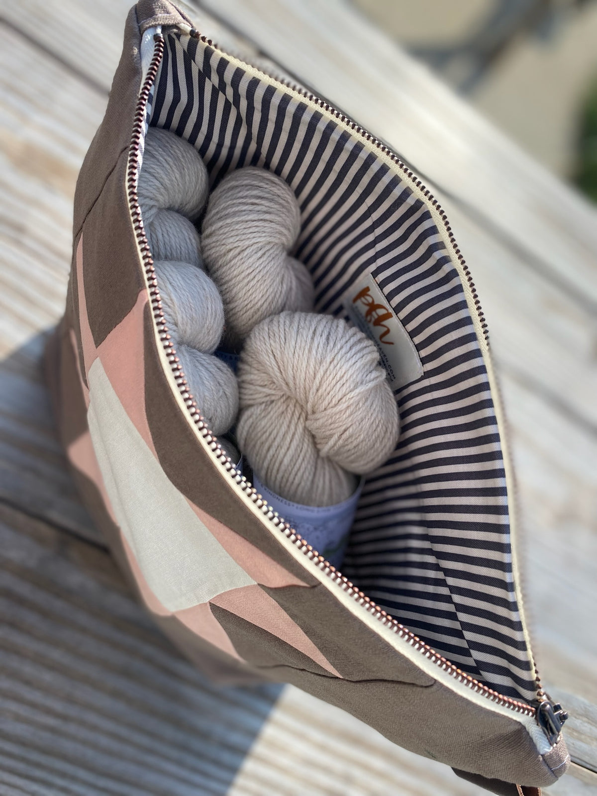 X-Large Zipper Bag