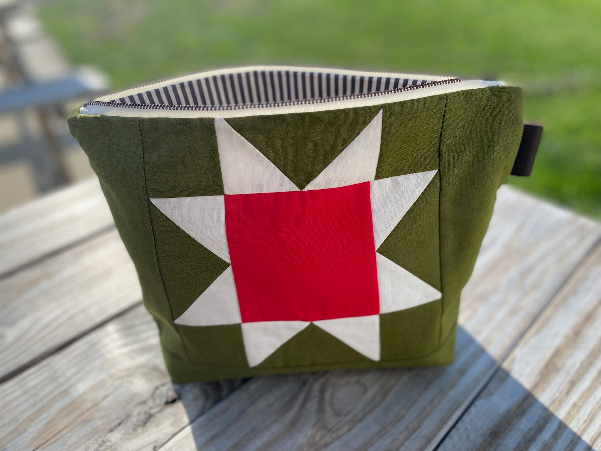X-Large Zipper Bag